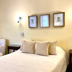 ** Hotel Ines Argentina